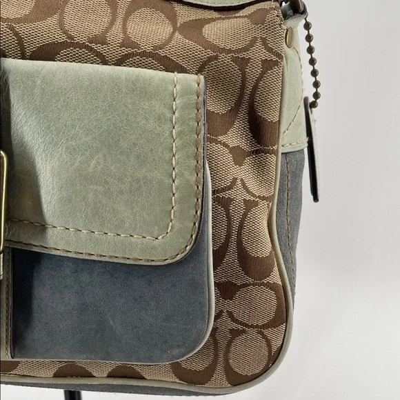 1.18.26 Coach Legacy Jacquard & Blue Suede 👀 11”x8” - Picture 4 of 16